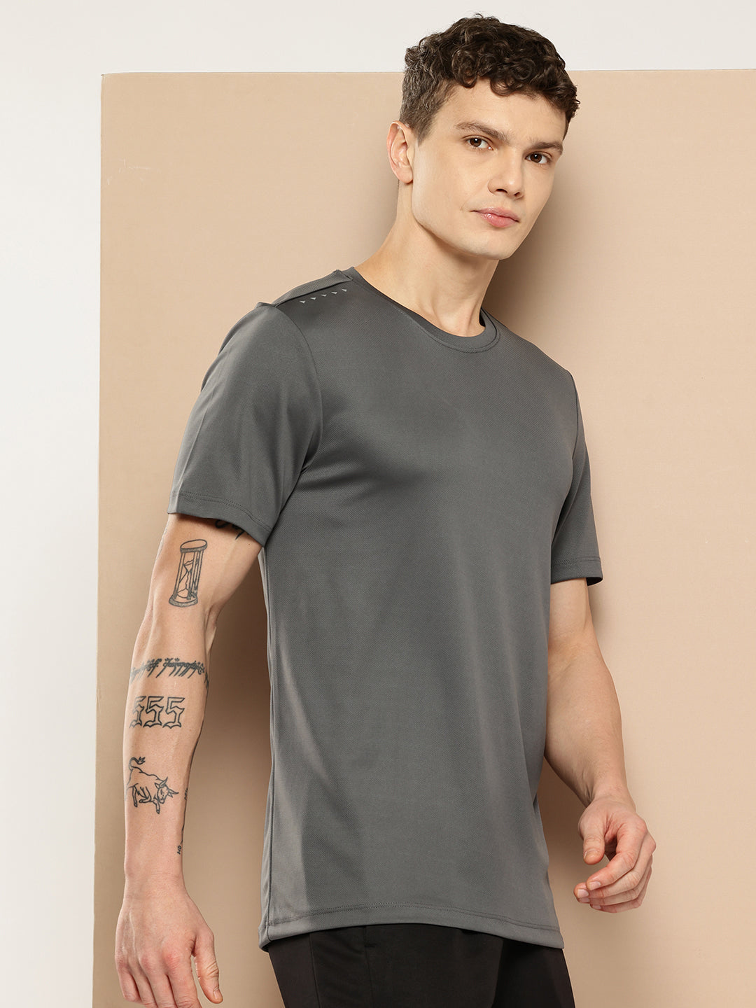 BALANCE REGULAR FIT TEE