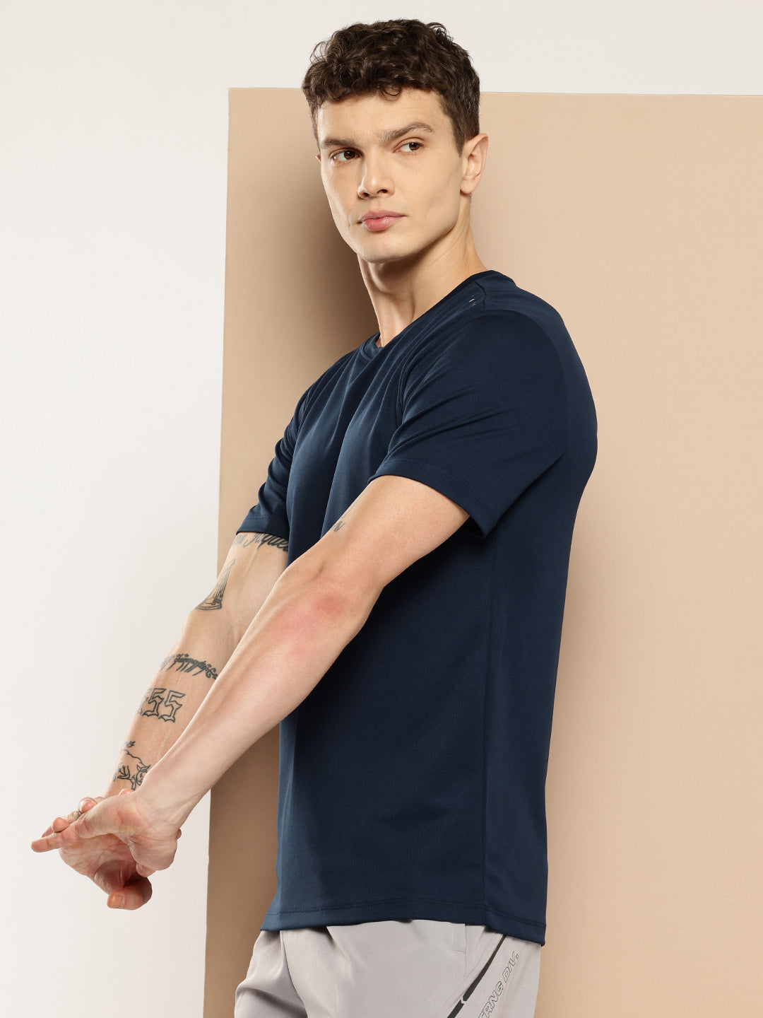 BALANCE REGULAR FIT TEE