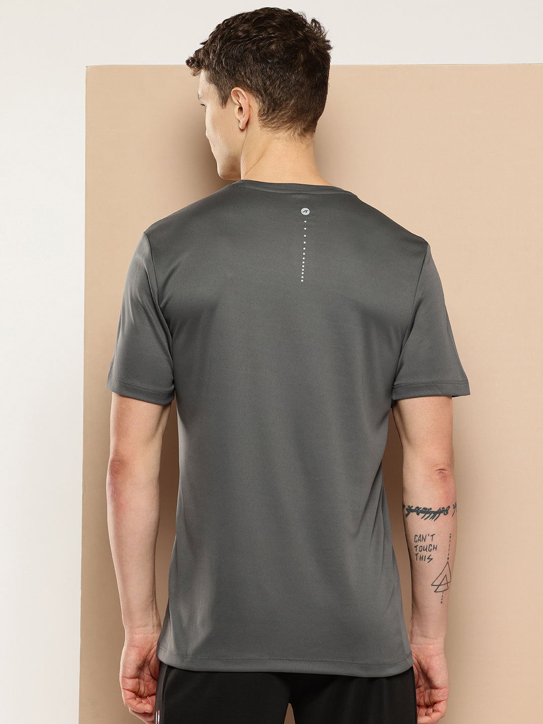 BALANCE REGULAR FIT TEE