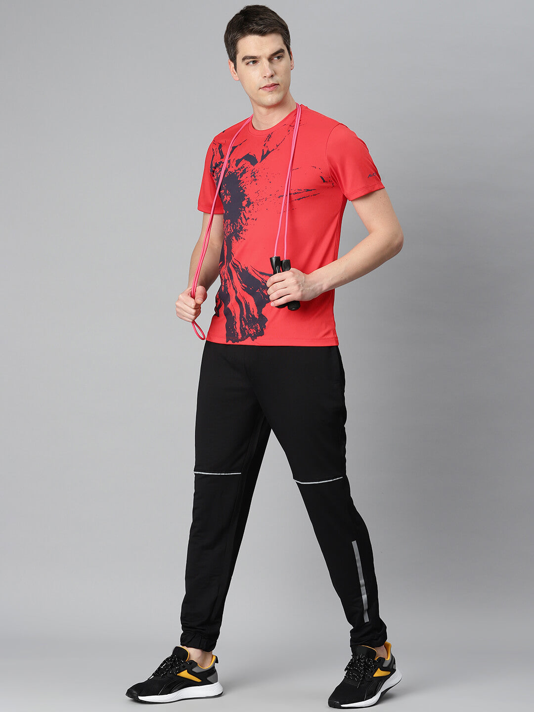 Alcis Men Red Printed Anti Static Slim Fit Sports T-shirt