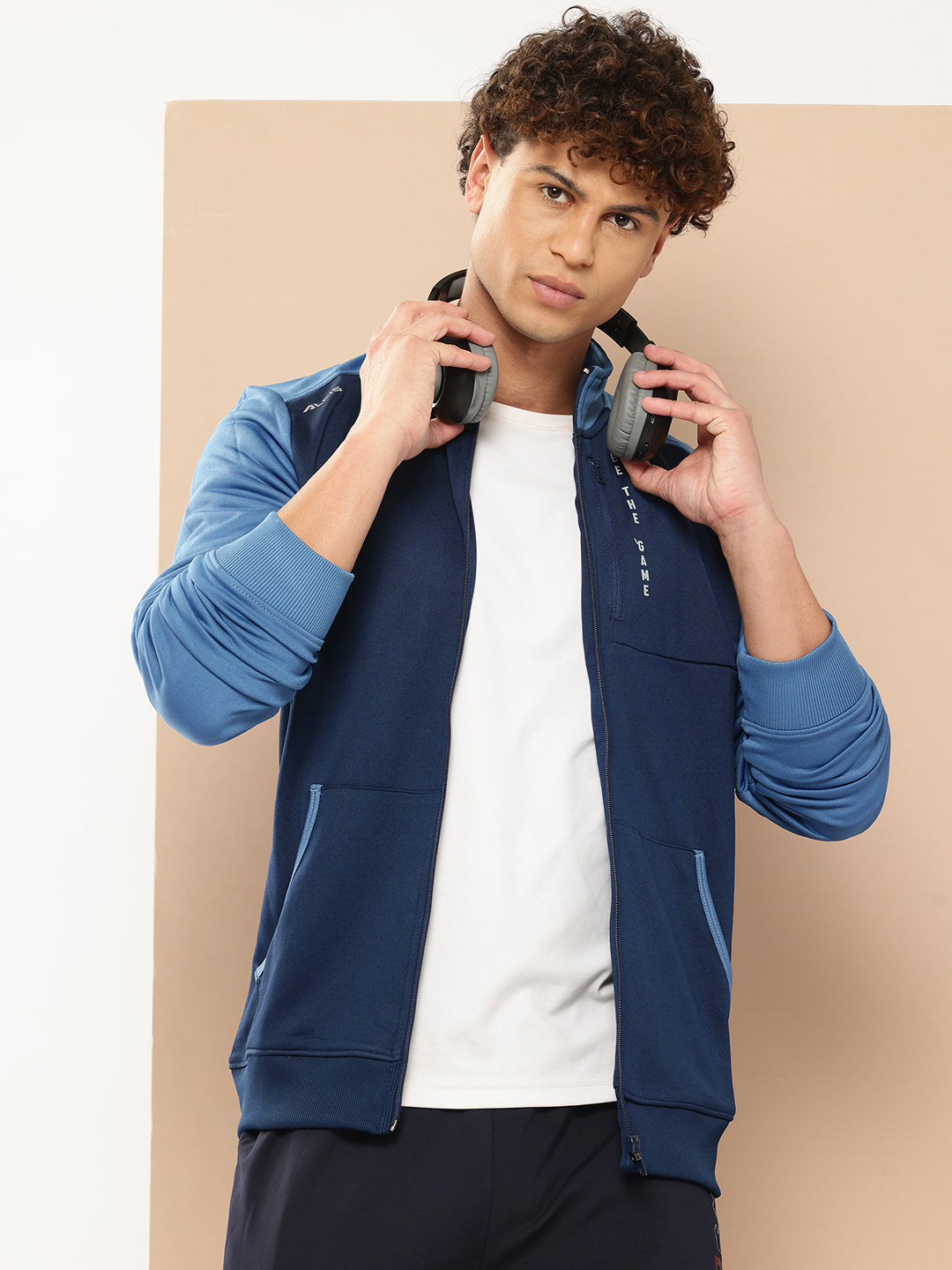 Alcis Men Blue Colourblocked Running Sporty Jacket