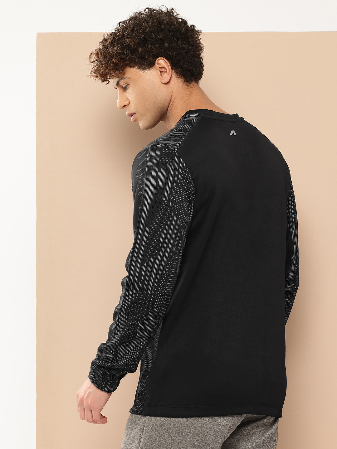 Alcis Men Black Printed Sweatshirt