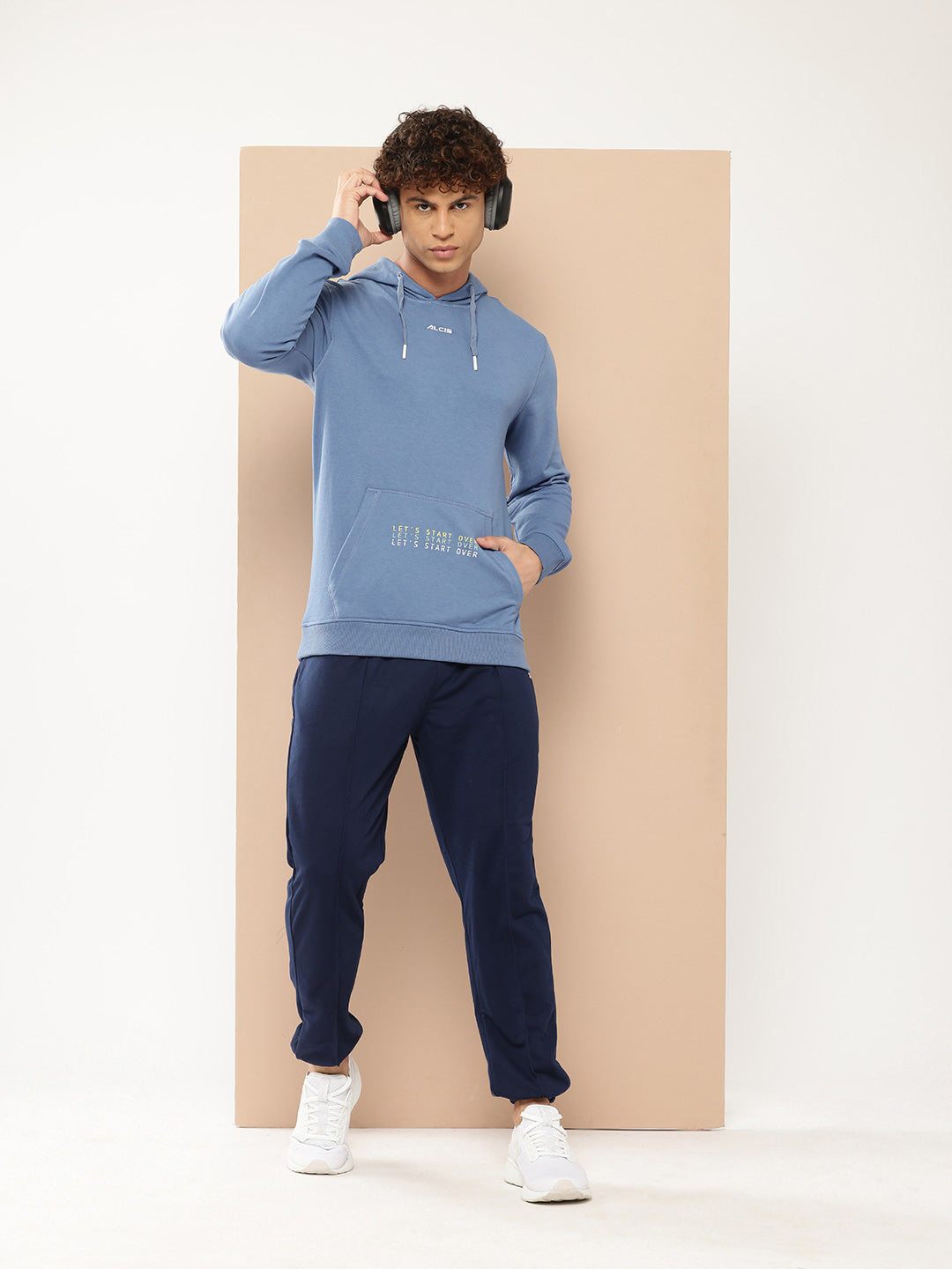 Alcis Men Blue Solid Hooded Sweatshirt