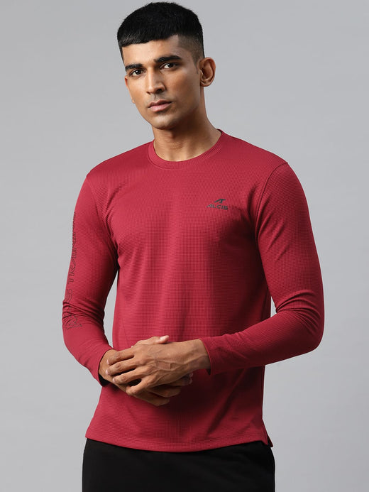 Alcis Men Typography Printed Dry Tech Slim Fit Sports T-shirt