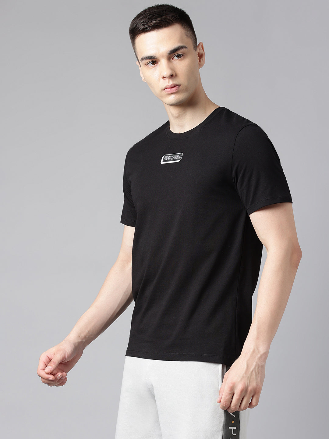 Alcis Men's Printed Black Soft-Touch Regular-Fit Athleisure T-Shirt