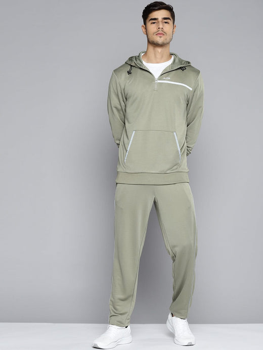 Alcis Men Green Solid Tracksuit