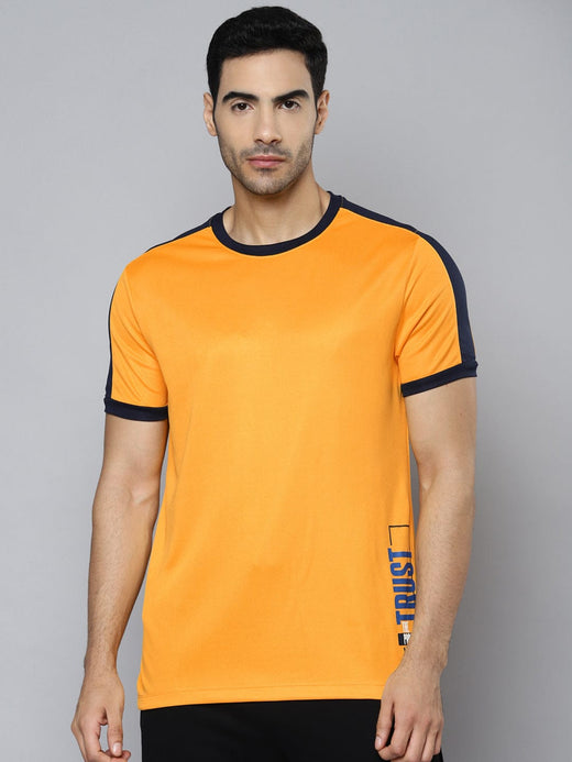 Alcis Men Mustard Yellow Printed Slim Fit T-shirt