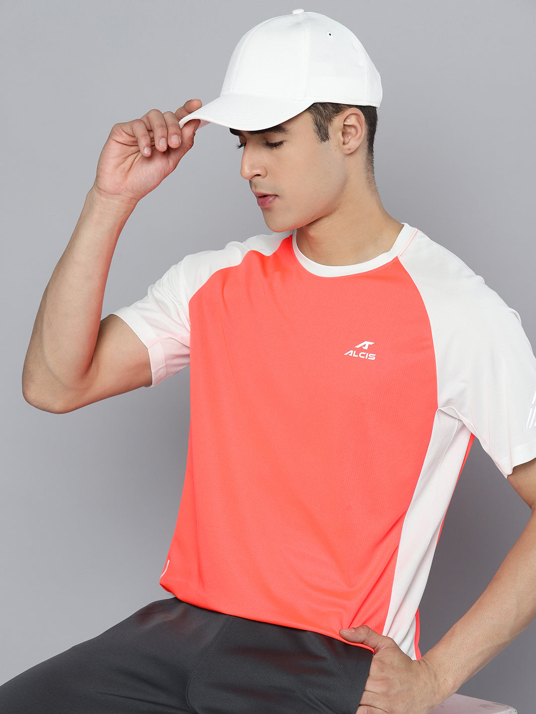 Alcis Men Coral White Colourblocked T-shirt