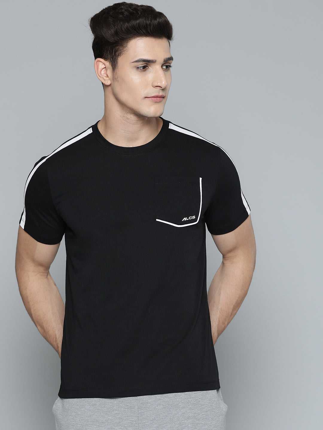 Alcis Men Black Pocket Detailing T-shirt