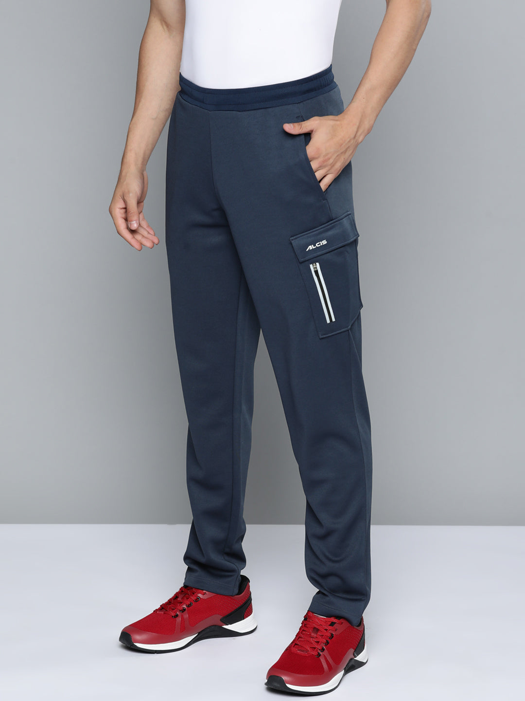 Alcis Men Navy Blue Solid Track Pants AAMTRADM00021101-S