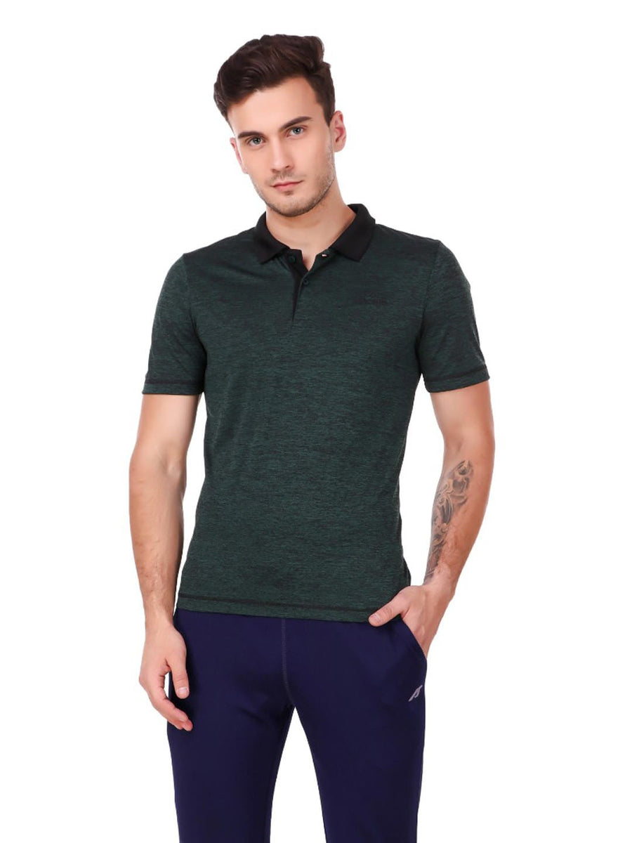 Alcis Men Solid Green Tshirts