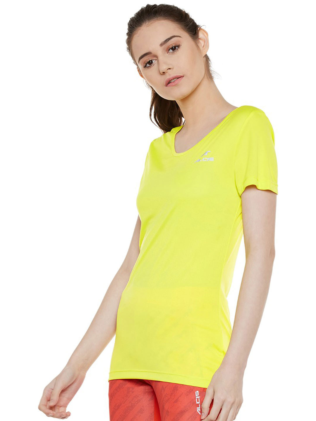 Alcis Women Yellow Solid Round Neck T-shirt